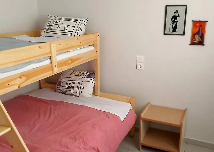 Paris House 3