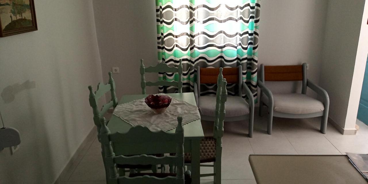Apartment Paris House 3 *